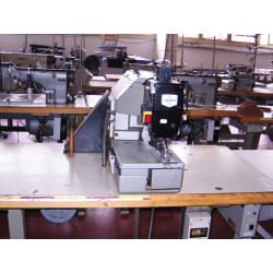 Dírkovací stroj JUKI LBH 790